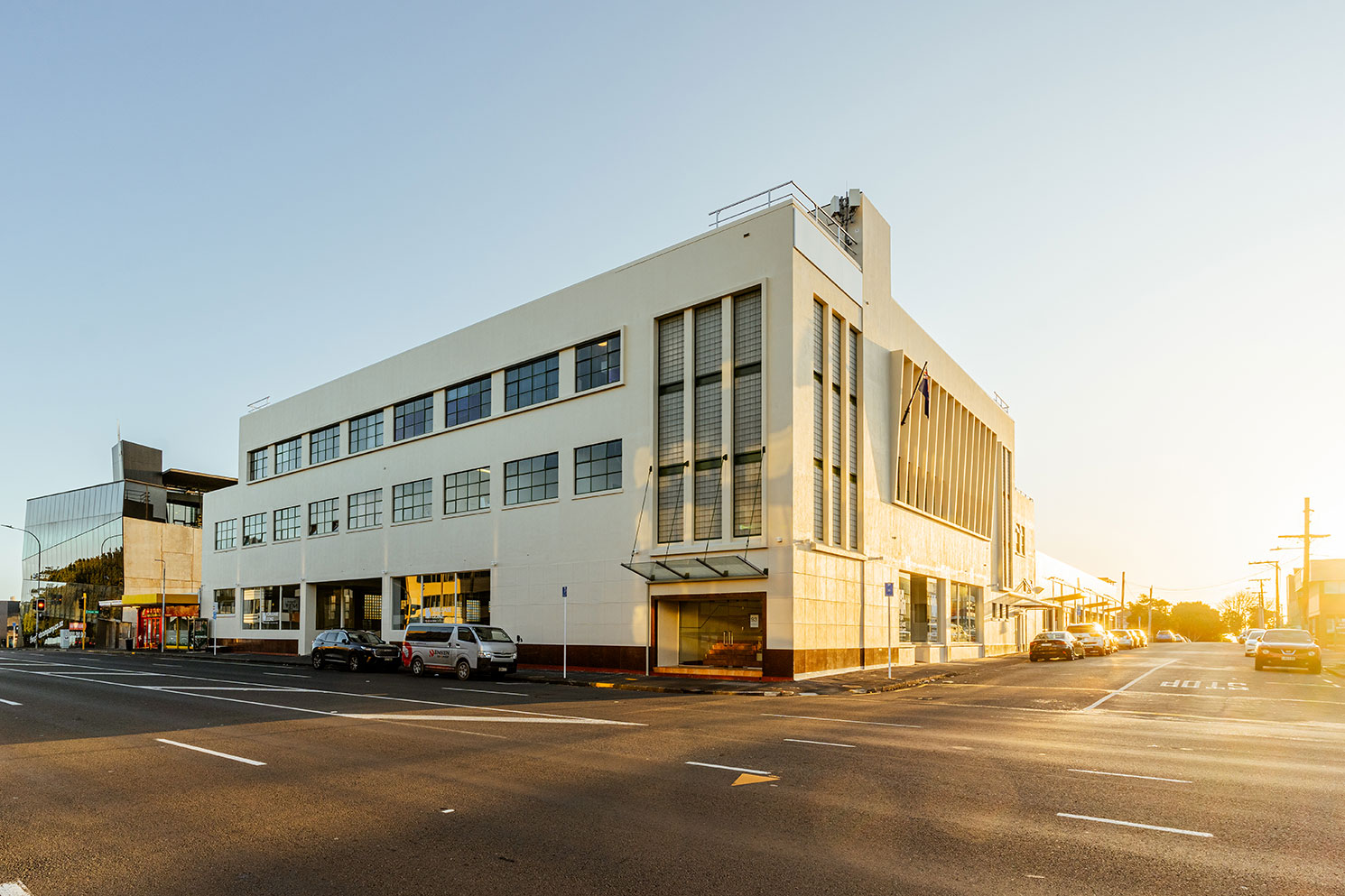 93 Dominion Road image. 
